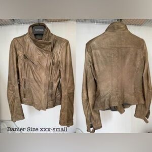 Danier Women's Brown Leather Jacket
